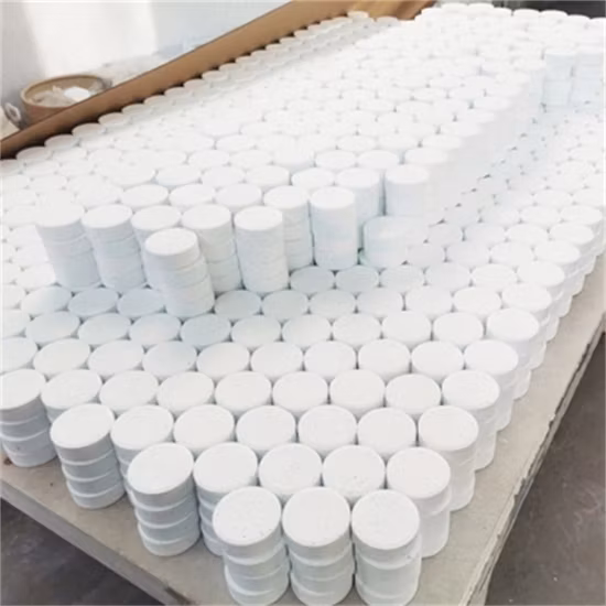 Disinfettante chimico per il trattamento dell'acqua della piscina 1 pollice 3 pollici 20g 200g compresse 90% cloro TCCA